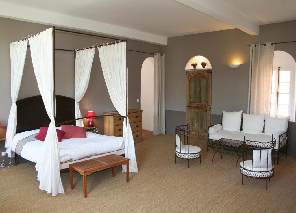 Le Couvent Hotel Apt Ruang foto